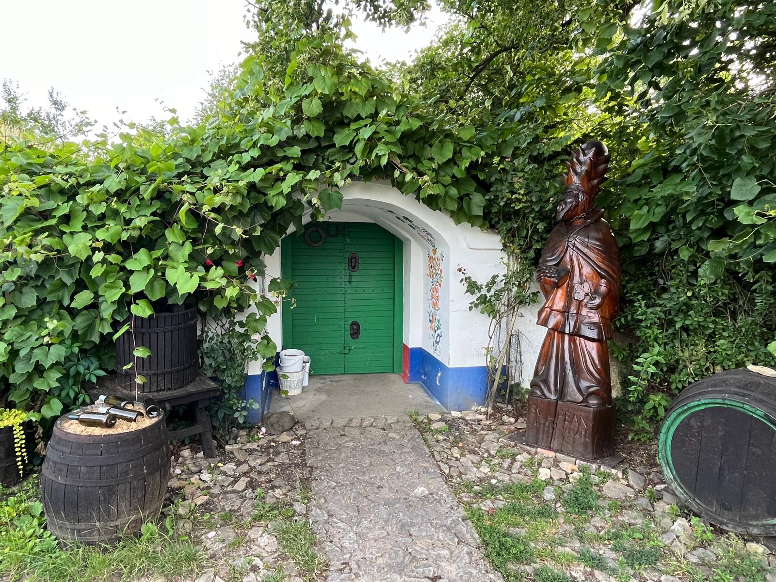 313e1ca3-ccba-41d7-a514-c4b0be96e285