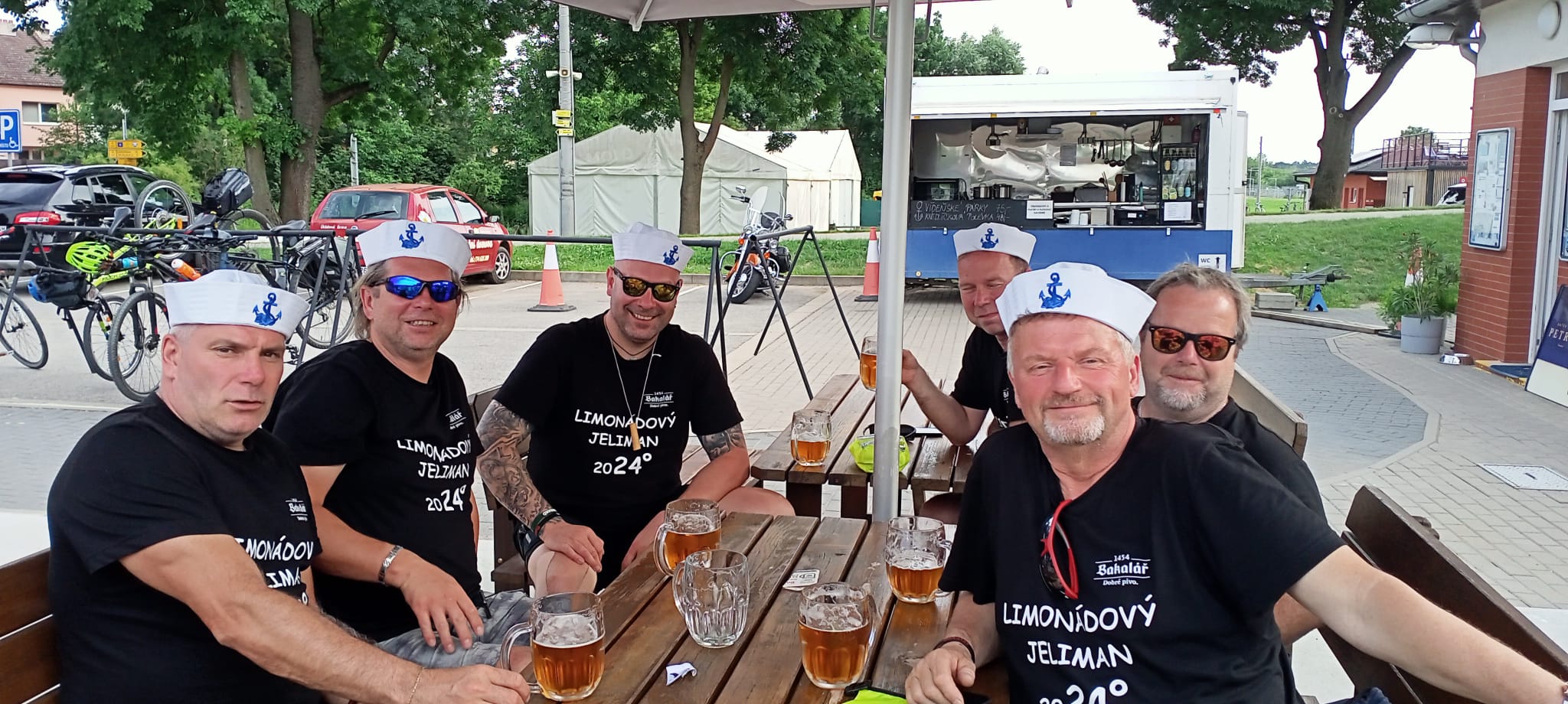 315cf45d-091c-416e-897d-0ab23cca7764