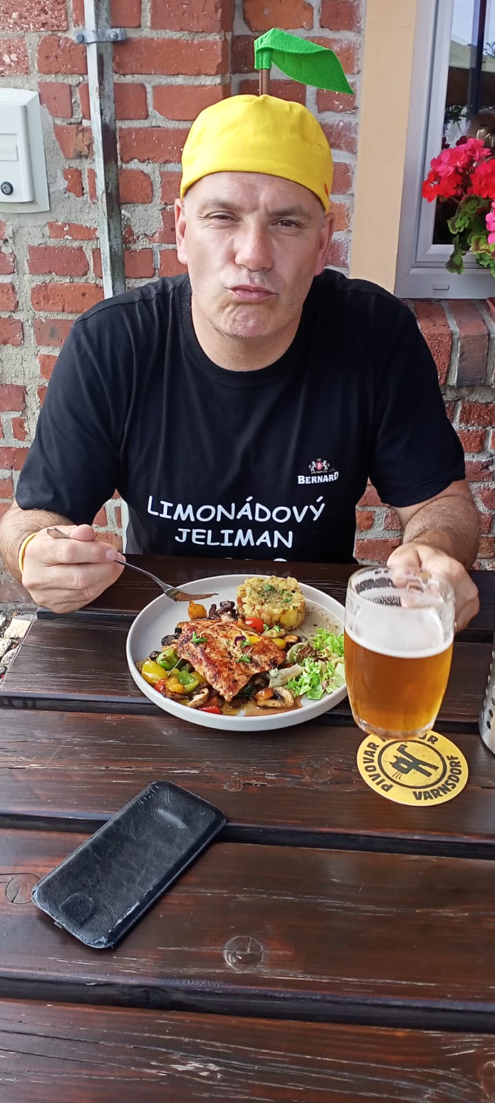 52924ef9-669e-4ba3-926a-2a38e72e05c9